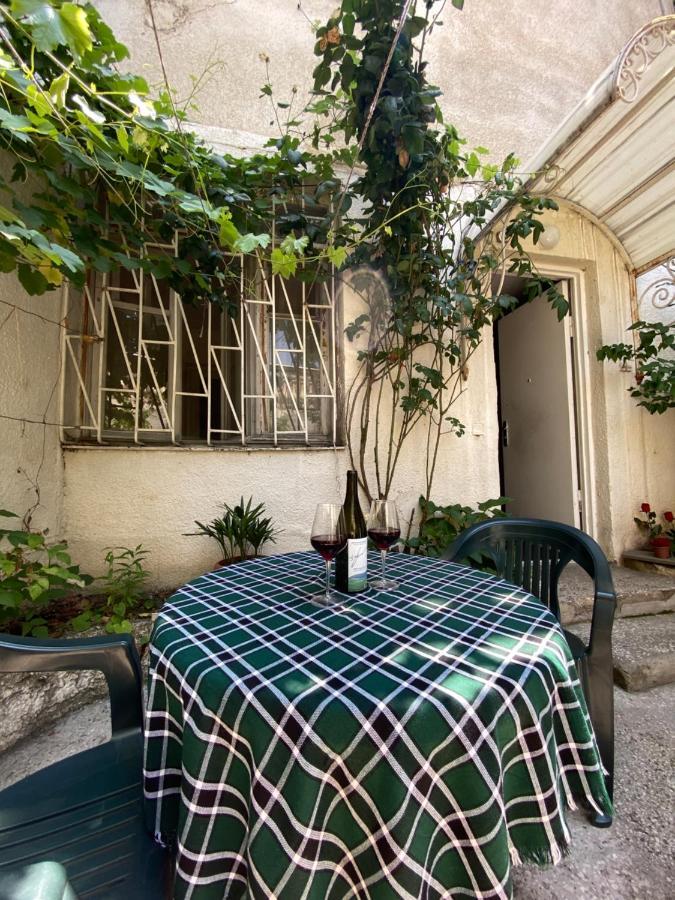 Davit'S Apartment 21 Tbilisi Buitenkant foto
